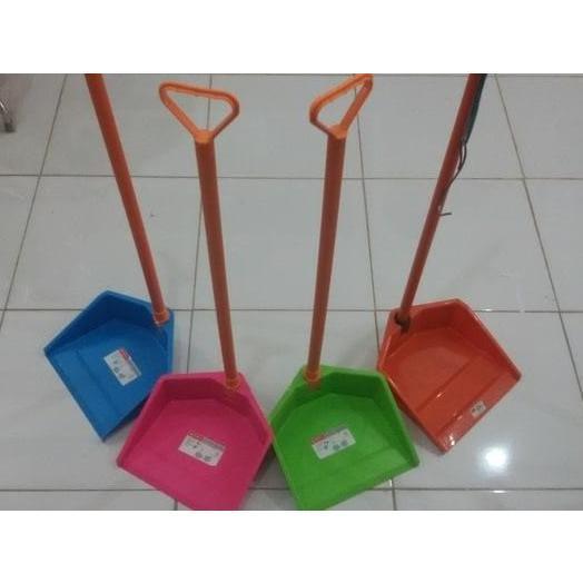 Pengki / Serok Sampah Plastik Lion Star / Nagata