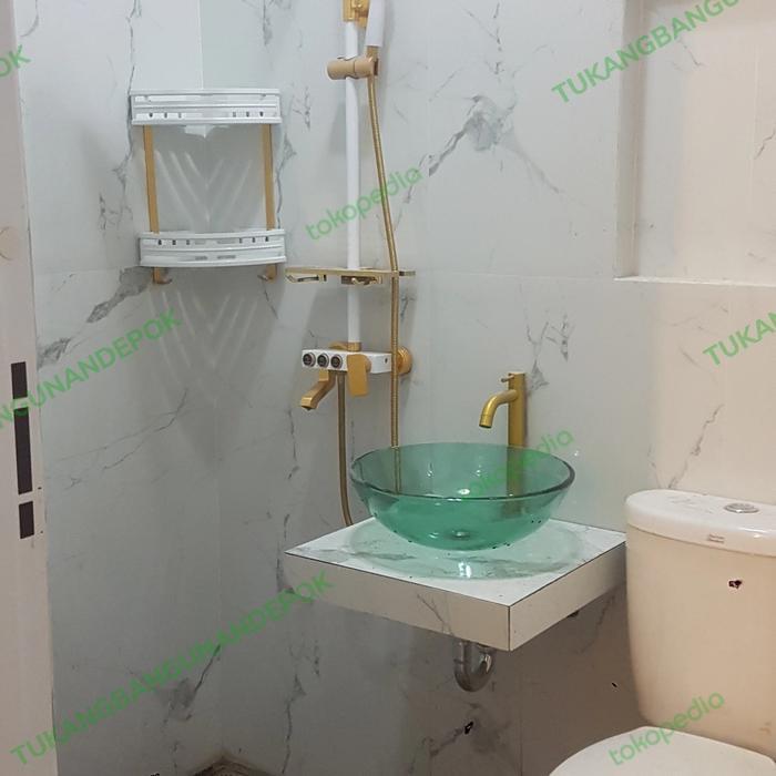 renovasi kamar mandi aesthetic