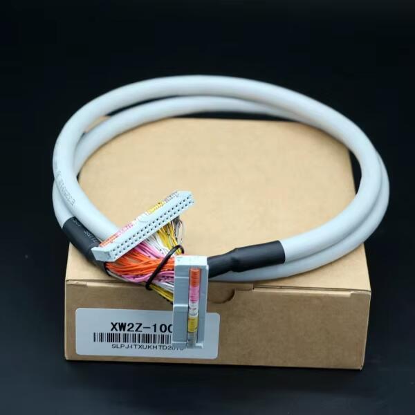 Xw2Z-100K Xw2Z100K Xw2Z 100K Kabel Konektor Plc Cj1W-Od232 Cable Pm51