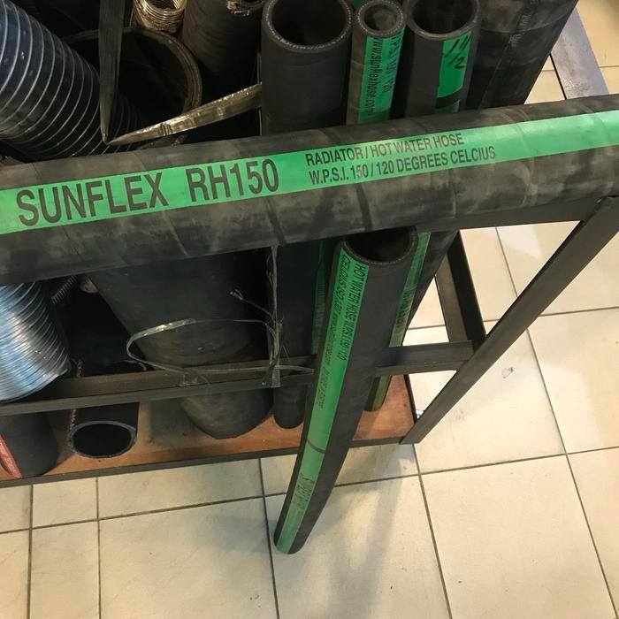 Selang Radiator Sunflex Uk 2.3/4 - Selang Radiator Mobil