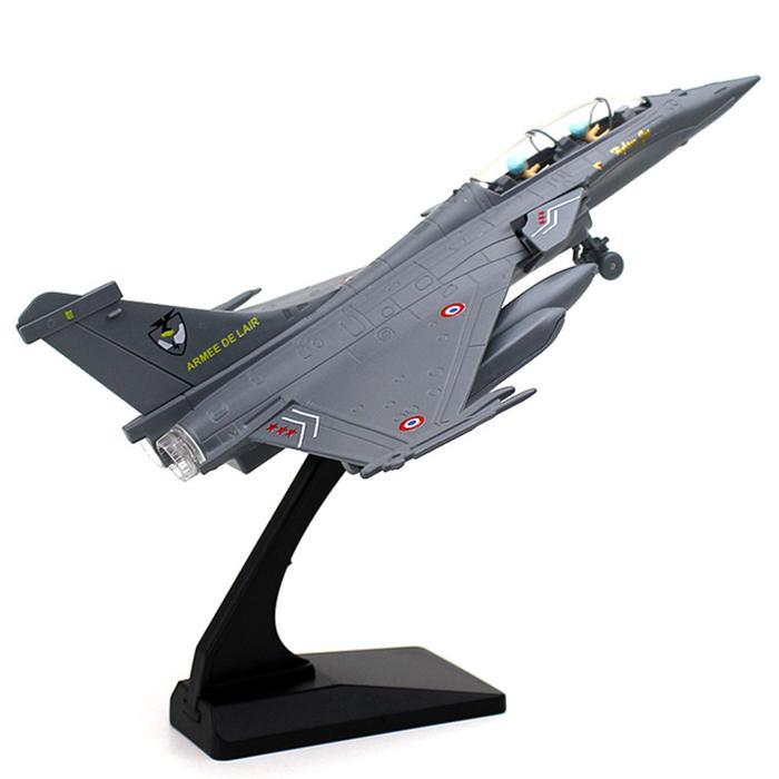 Miniatur Pesawat tempur Diecast skala 1:100