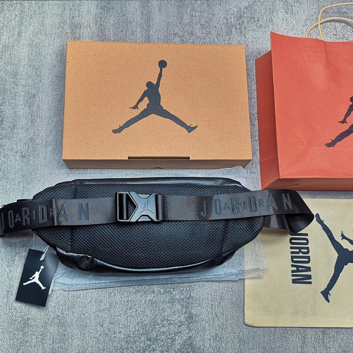 Waist Bag Pria Air Jordan Regal Waist Bag Black-Gold Full Set N Full Tag