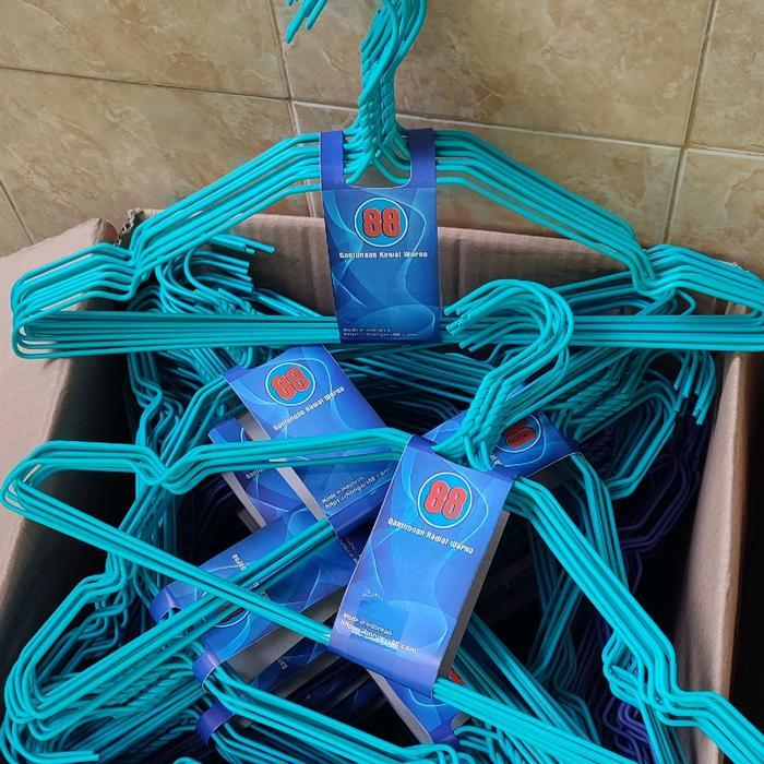 "New" Gantungan Baju Warna Warni 1pack isi 10pc Plastik Hanger Hijau