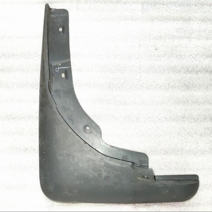 MUD GUARD DEPAN NISSAN XTRAIL '02-'07 T30 GENUINE PARTS