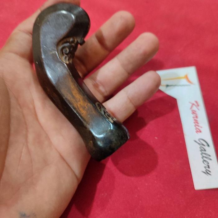 deder keris ukir keris Lawasan