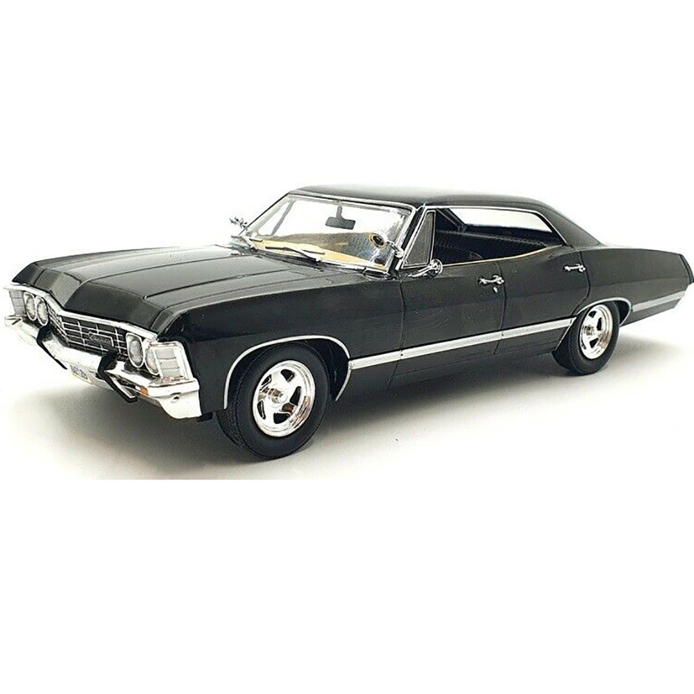 Die Cast 1/24 Scale Simulated Alloy Static Model Chevrolet Impala Sport Sedan Collection Of