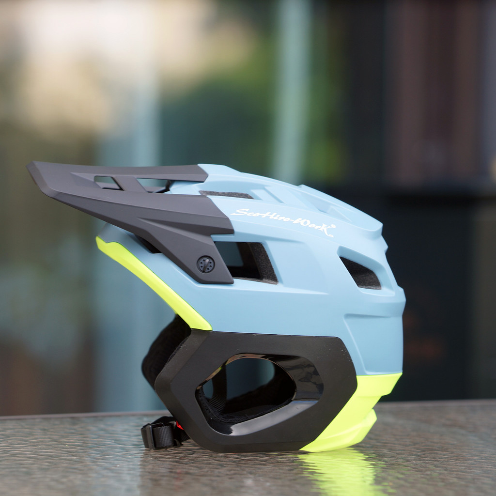 PEMILA New 3/4 Bike Helmet Half Helmet Bike Mountain Bike Race Integrated Ear Protection Off Road Sk