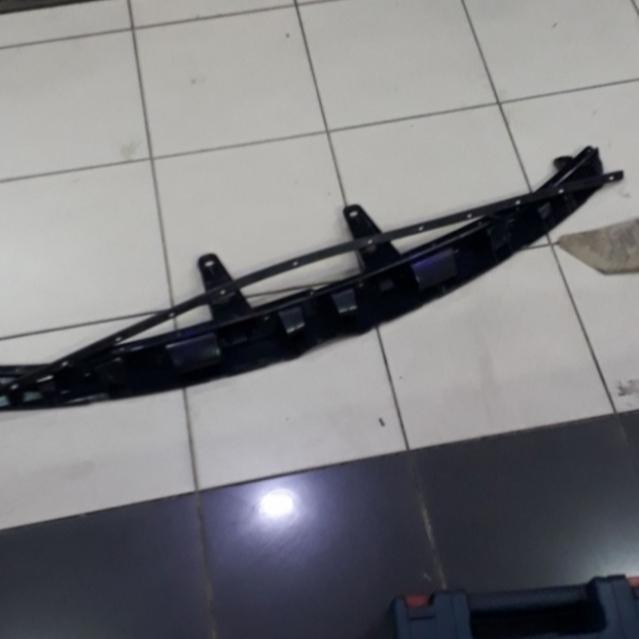 Breket Grill Fortuner 2012-2015