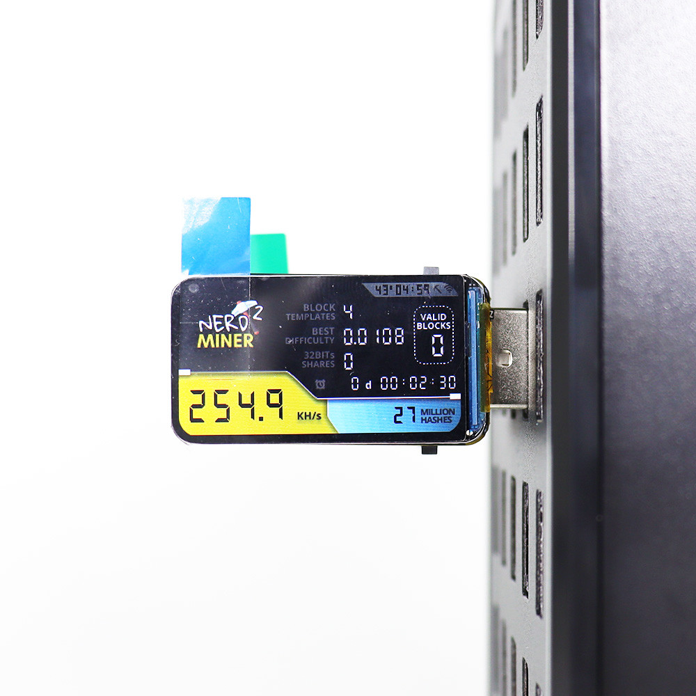 NerdMiner USB Bitcoin Miner 250KH/s Mini BTC Solo Lottery Mining Machine with Smart LCD Display DIY