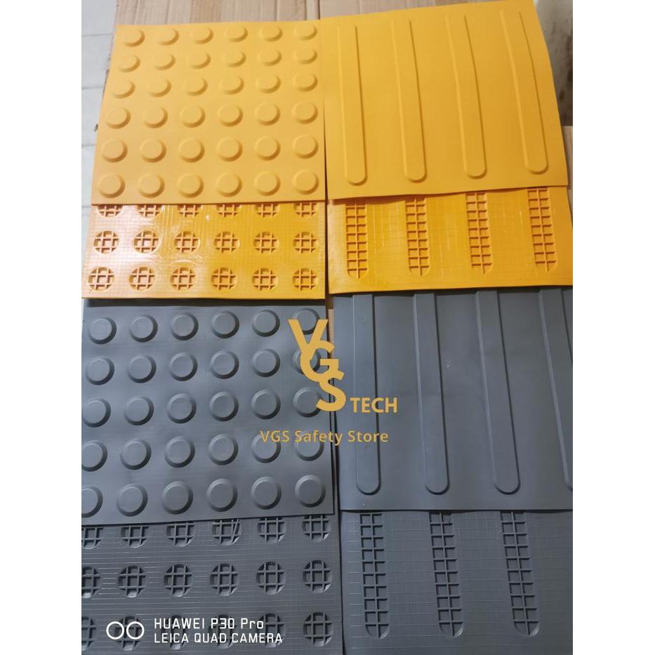 "New" Blind Road Karet Tunanetra Paving Block Guiding Tunanetra