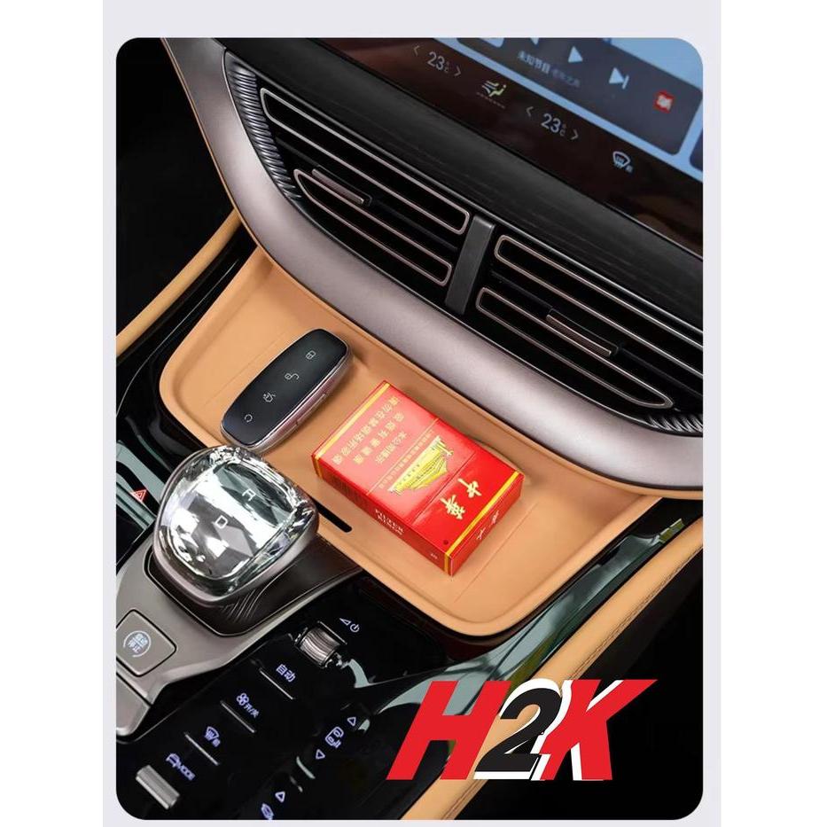 Denza D9 Wireless Charging Anti-Slip Silicone Protective Mat D9 Car Accessories
