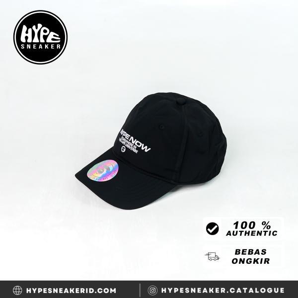 Topi AAPE NOW TEXT WHITE BLACK CAP - OS ADJST 100% ORIGINAL