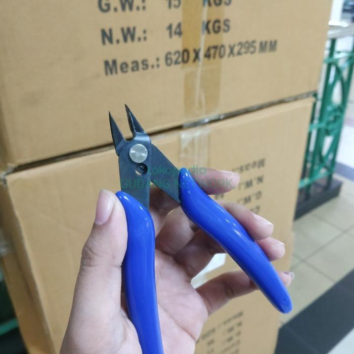 TANG POTONG KAWAT KABEL / TANG PEMOTONG KAWAT