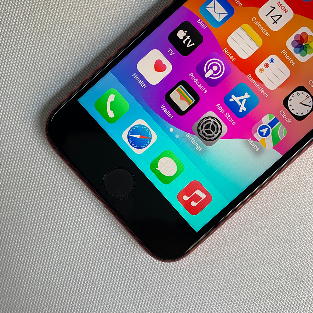Original Apple iPhone SE 2022 SE3 5G Mobile Phone NFC 64/128GB True-Tone 4.7'' IPS LCD 12MP+7MP A15