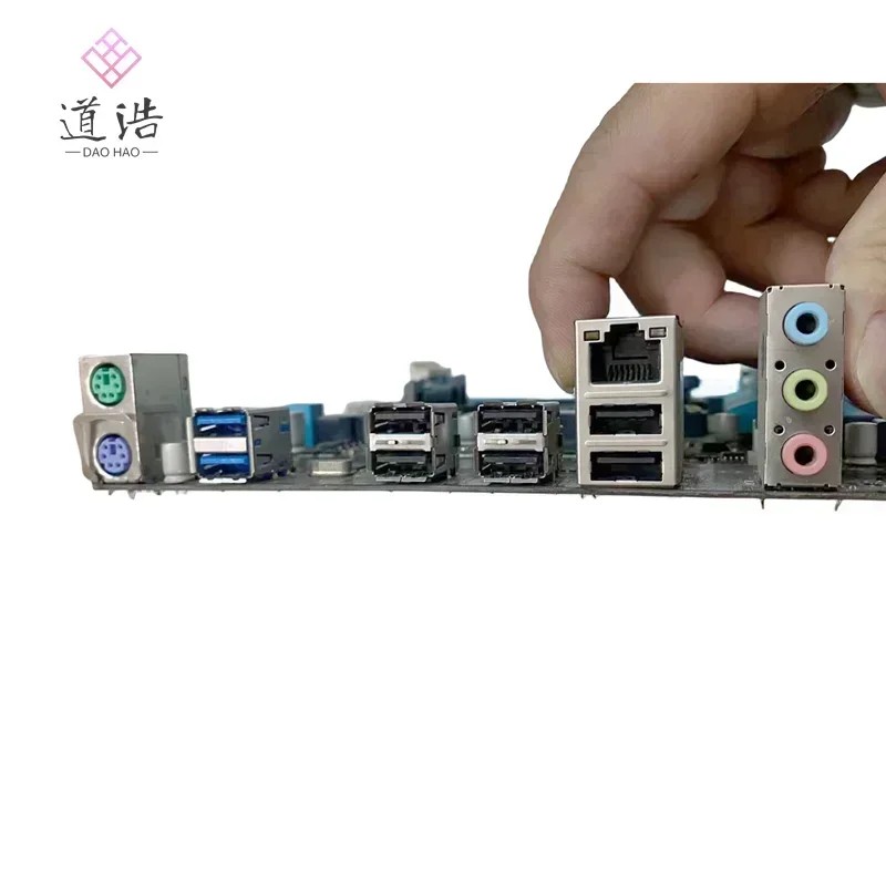 For M5A97 LE R2.0 Motherboard 32GB PCI-E2.0 USB2.0 USB3.0 Socket AM3+ DDR3 ATX 970 Mainboard 100%