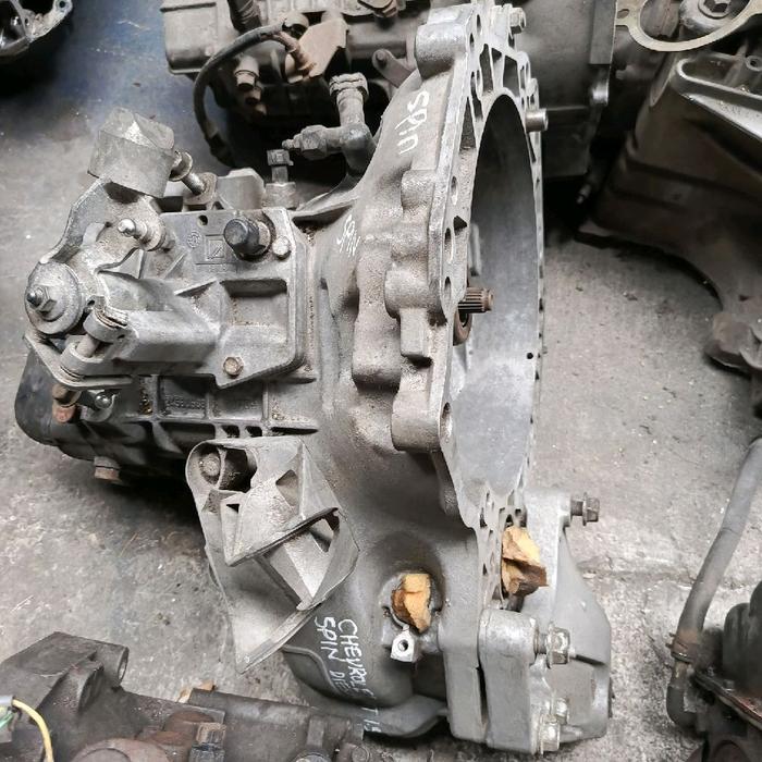Spesial Promo Gearbox Transmisi persneling manual Mobil Chevrolet spin diesel/solar asli copotan