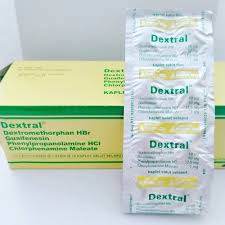 DEXTRAL Strip 10 Kaplet Meredakan Batuk Pilek Obat Flu