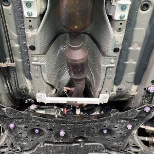 Aksesoris Stabiliser Strutbar Ultra Racing Middle Lower Corolla Cross