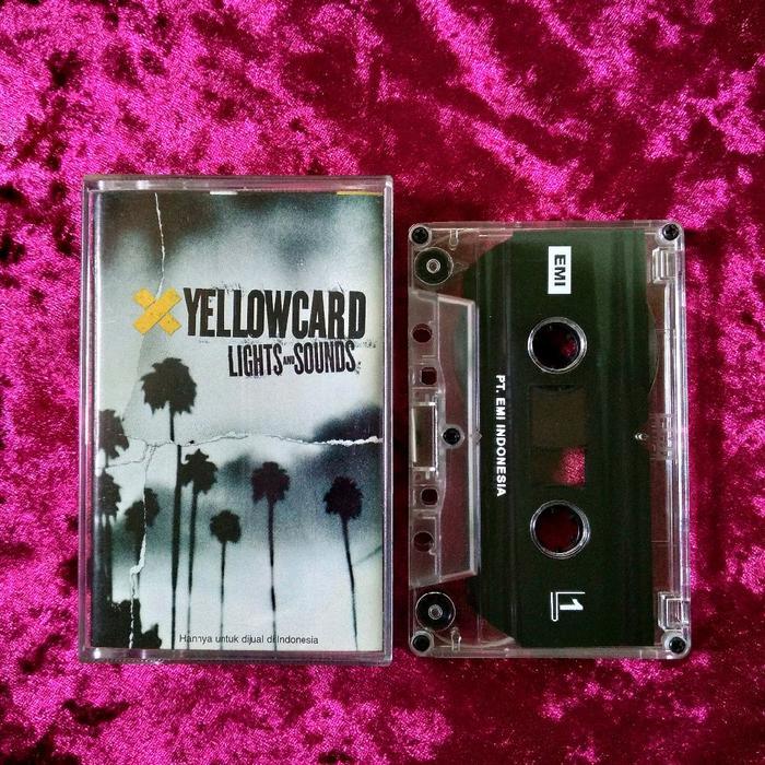 Kaset Pita Yellowcard - Lights And Sounds