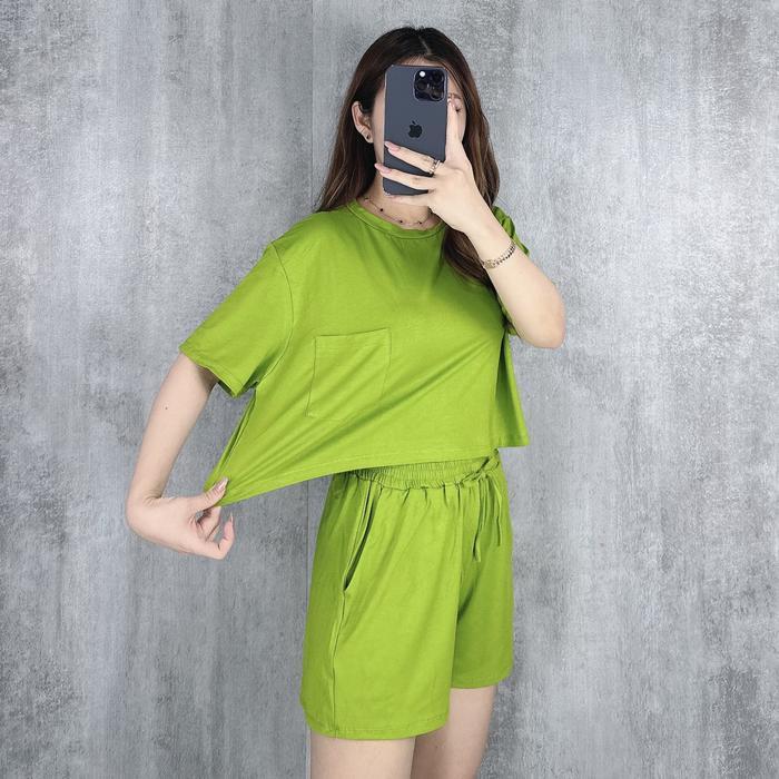 One Set Crop Pocket Setelan Wanita Crop Top