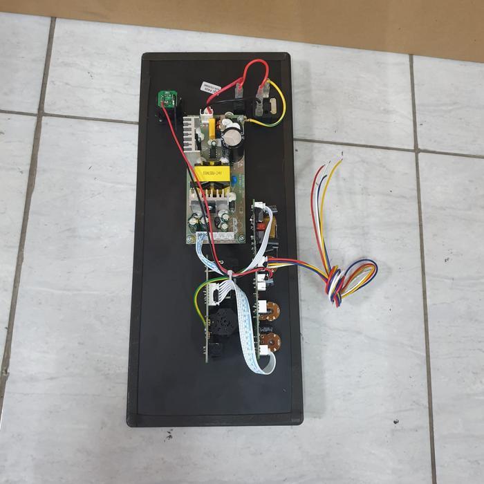 Power Kit Mesin Kit Speaker Aktif 300 Watt Ukuran 16X38 Cm 12In 15In Populer