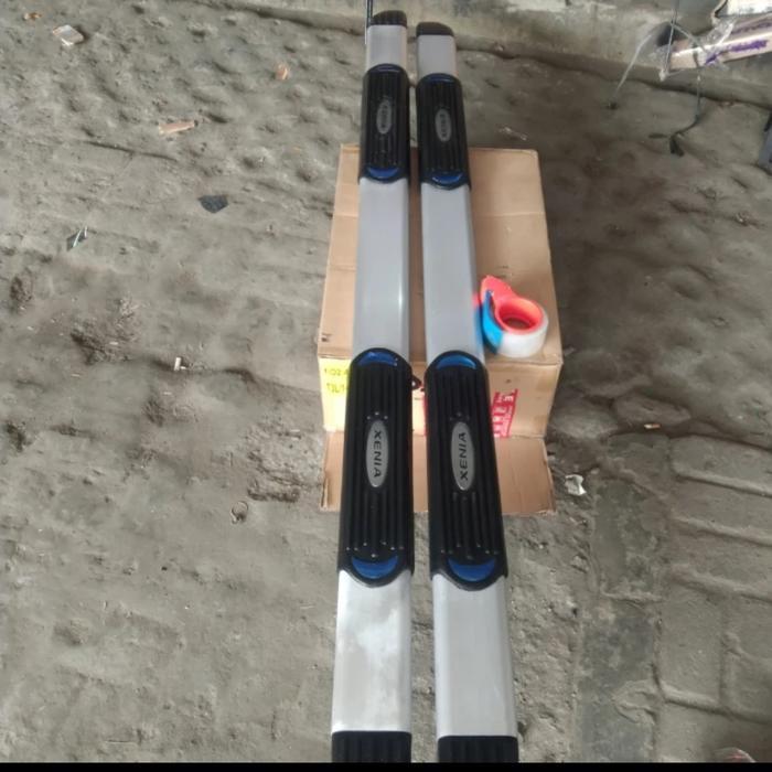 Foot step injakan samping mobil Xenia / avanza komplit