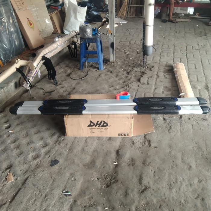 Foot step injakan samping mobil Xenia model sporty