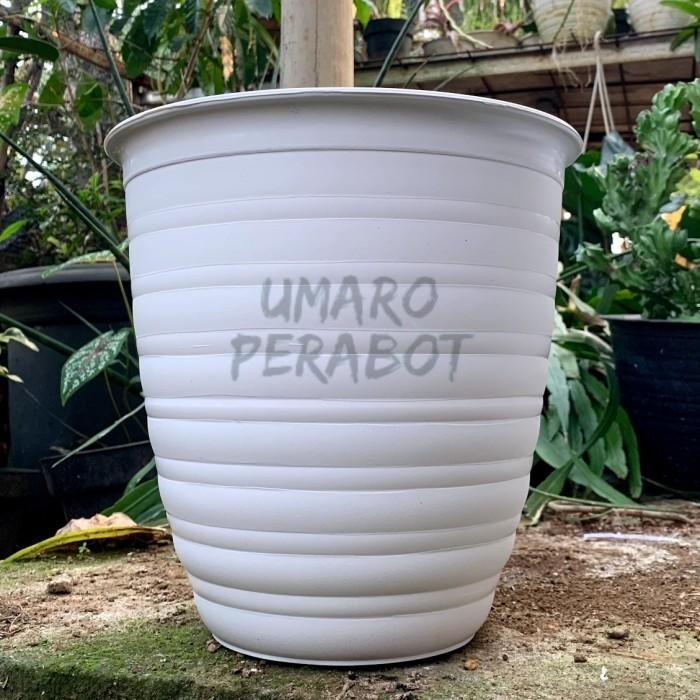Pot Tirus Ukuran 25 Warna Putih / Pot Tanaman / Pot Bunga / Pot Plastik / Umaro Perabot