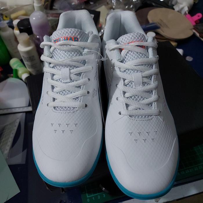 sepatu tibhar putih hijau