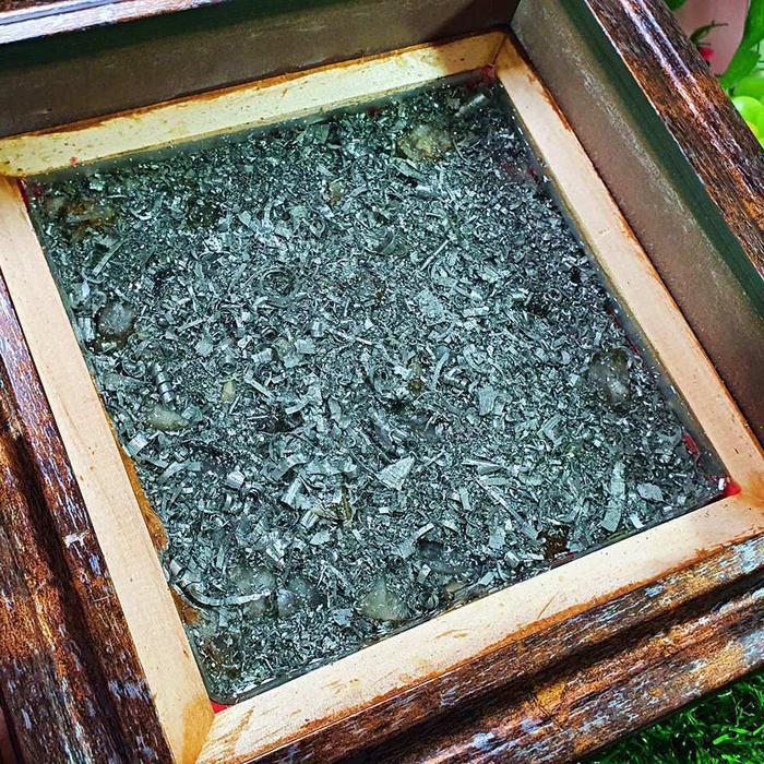 Sedia TATAKAN ALTAR PIRAMIDA ORGONITE