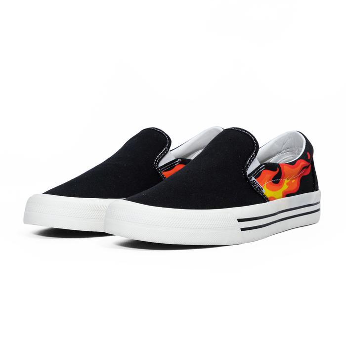 Eiger - Red Flame Slip On - Sepatu Sneakers Sepatu Kasual Pria Sepatu Kasual Wanita