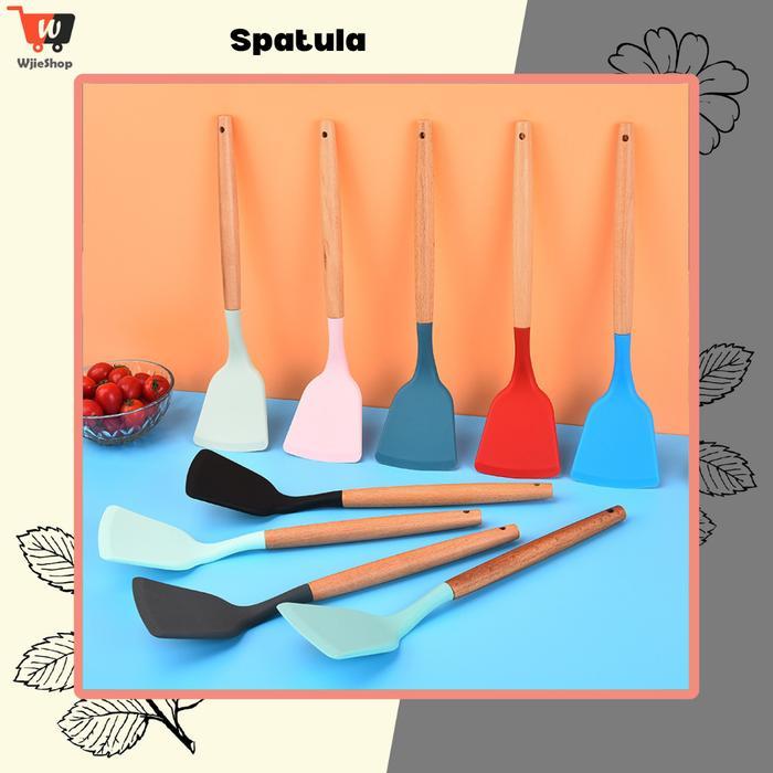Spatula Silikon Utensil Gagang Kayu Tahan Panas Sutil Masak Silikon Tahan Panas
