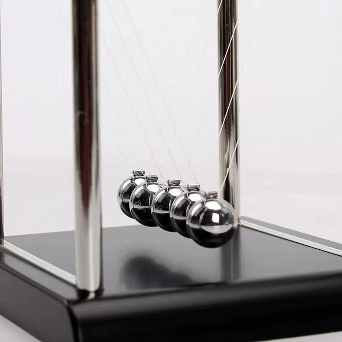 "New" Newton's Cradle Pajangan Meja Pendulum Newton Hiasan Meja
