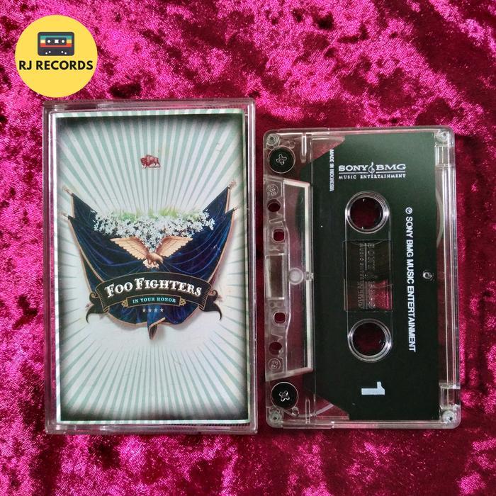 Kaset Pita Foo Fighters - In Your Honor