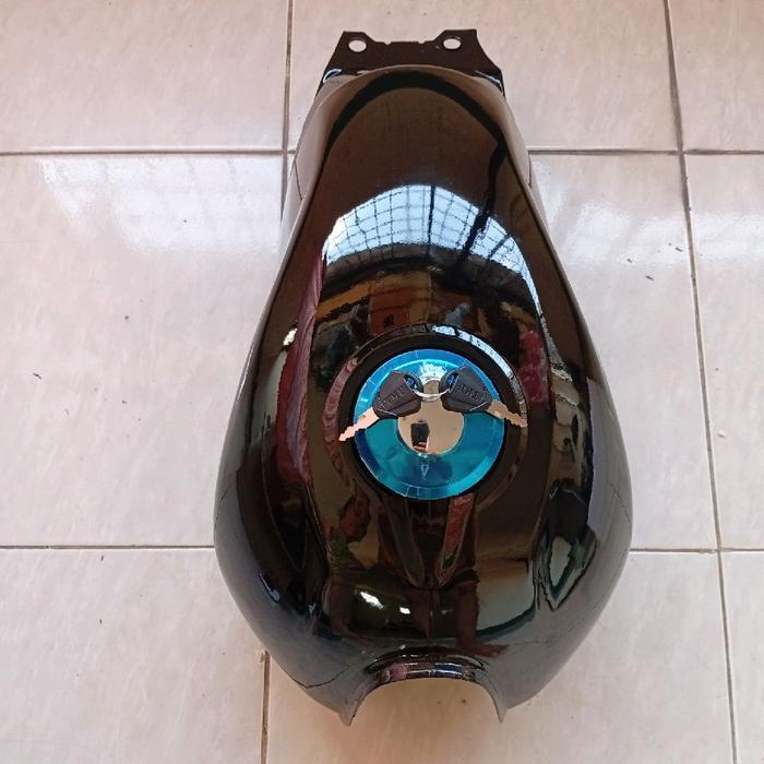 tangki bensin + tutup megapro primus 2006-2009