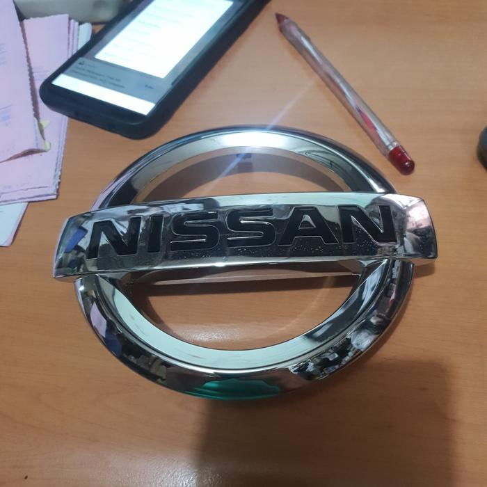 Emblem Grille Depan Evalia Logo Grile Gril 100% Ori Nissan 62890-3Lt0A
