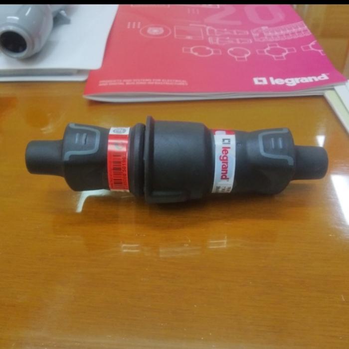Steker Karet Legrand