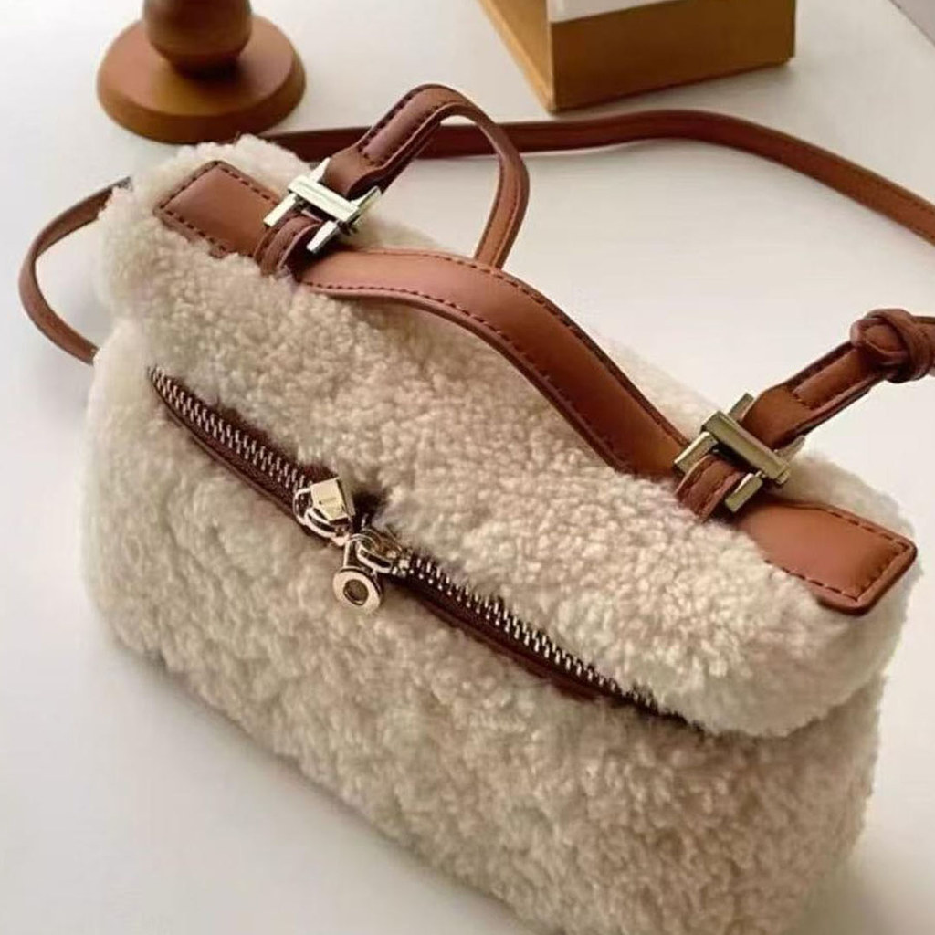 2025 New Retro Brown Fur Box Bag Personality PU Faux Fur Patchwork Women's Fashion Shoulder