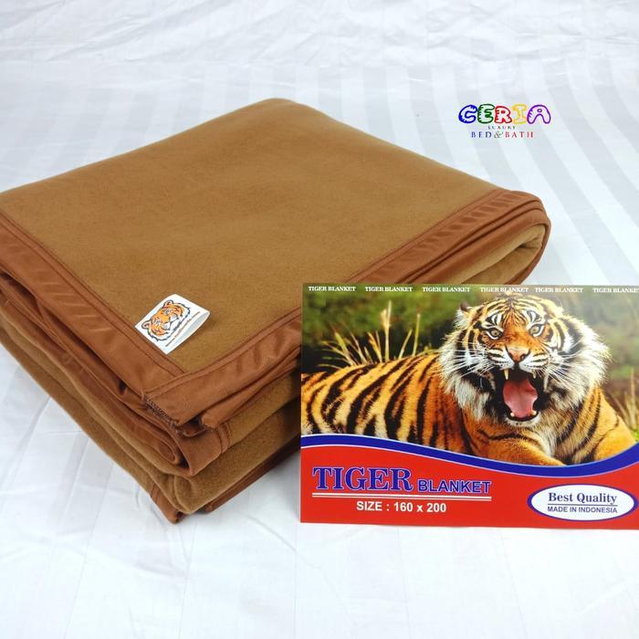 Selimut Flanel Hotel Dewasa Tiger Coklat Polos Uk.160 x 200