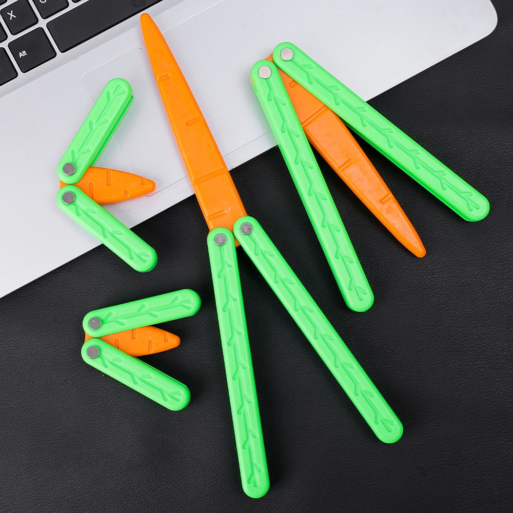 Simulation Carrot Butterfly Knife Gravity 3D Printed Plastic Folding Knife Toys Kids Swinging Knife