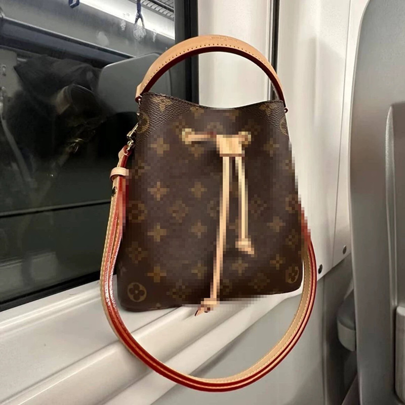 Leather Bag Handle Accessories For LV Neo Bucket Bag Portable Shoulder Belt Tote Bag Strap Short