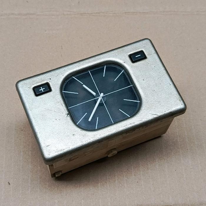 READY Jam dashboard analog Original BMW E34 asli copotan