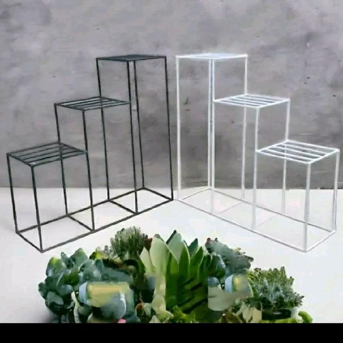 Standing Pot 3 Susun/ Standing Pot Besi/ Standing Pot Tanaman Tbk