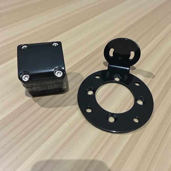 Bracket Speaker Whelen Sirene Harley Davidson Road Glide Terbaru / CVO