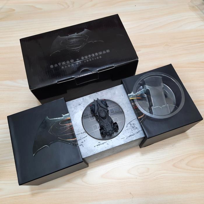 hot wheels SDCC 2015 Batman vs Superman Dawn of Justice batmobile