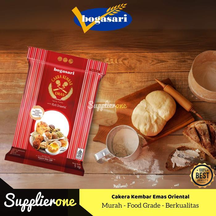 Bogasari Cakra Kembar Emas Roti Oriental 5Kg / Cakra Kembar Emas Roti Oriental / Tepung Terigu 5 Kg