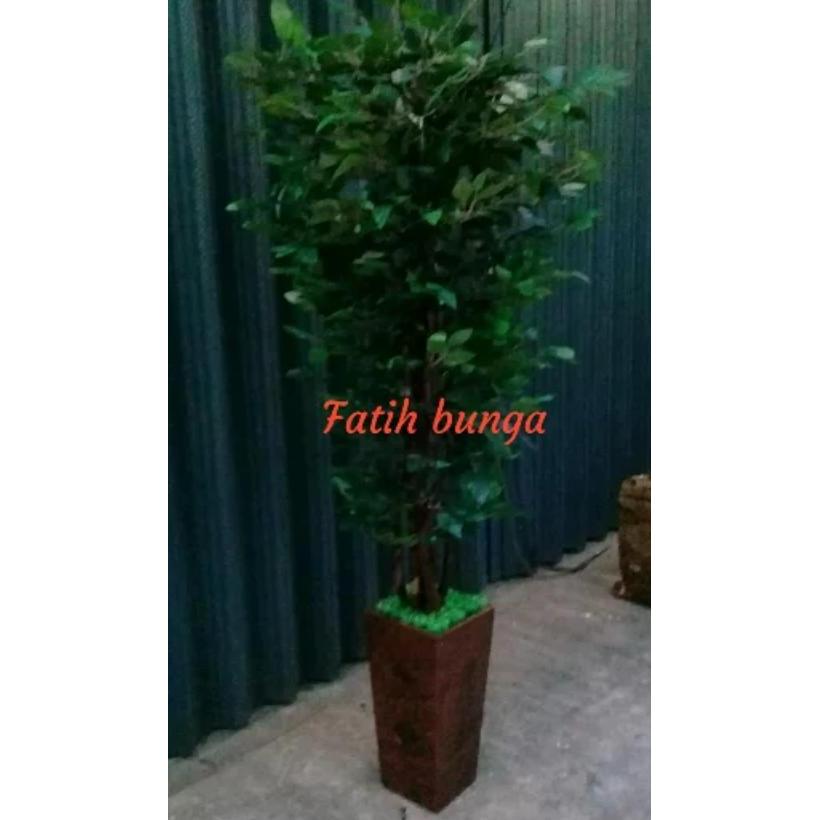 pohon beringin hijau bunga plastik