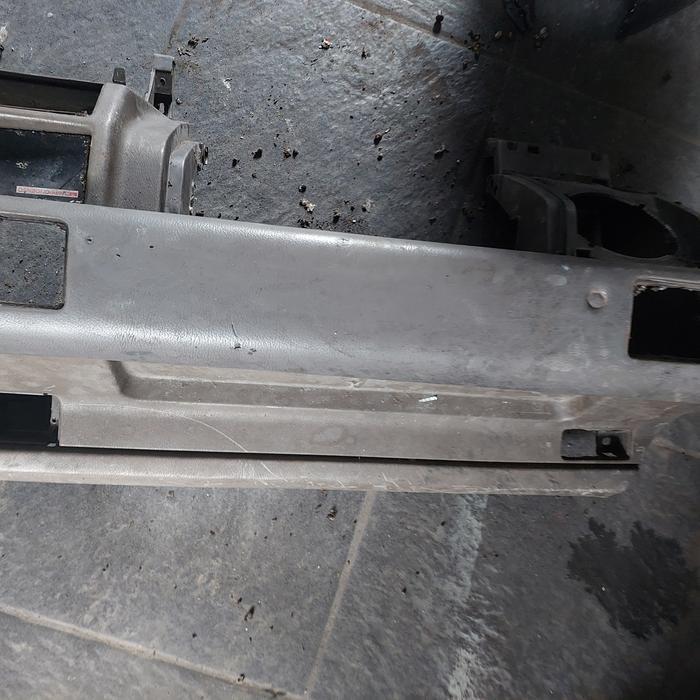 meja dashboard panther kotak bekas ori