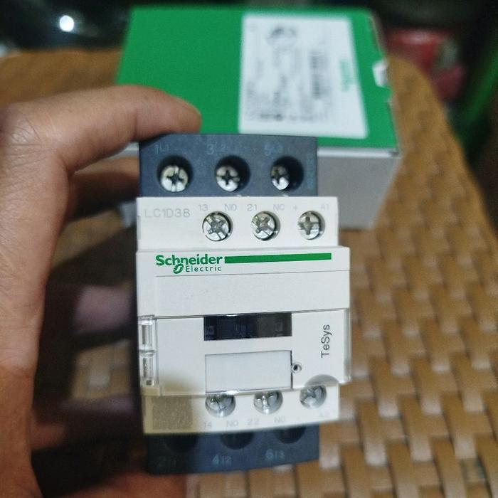 KONTAKTOR SCHNEIDER 50A 18.5KW LC1D38B7 LC1D38D7 LC1D38E7 LC1D38F7 LC1D38M7 LC1D38Q7 HARGA SPESIAL