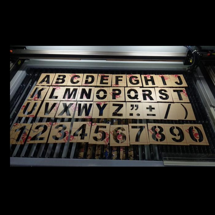 Mal Cetakan Huruf Angka Stencils Stensil Akrilik Pylox Cat Semprot
